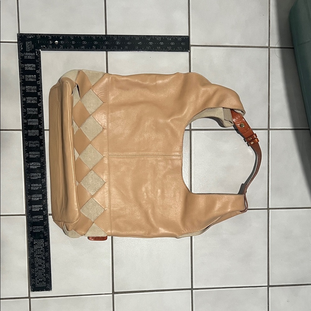 Elegant Tan Leather made in Italy Tote Bag